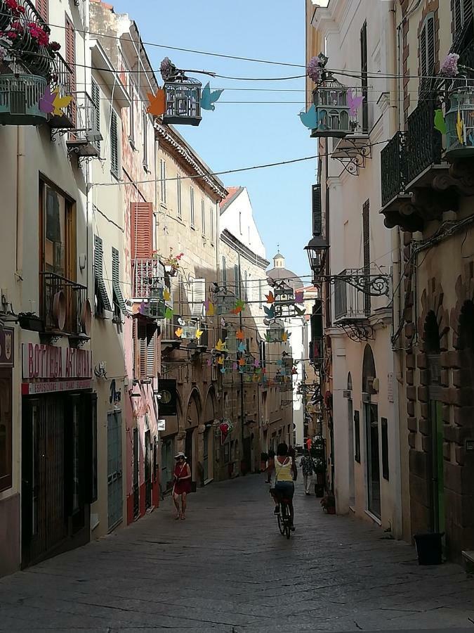 Domo Alghero Centro Bagian luar foto